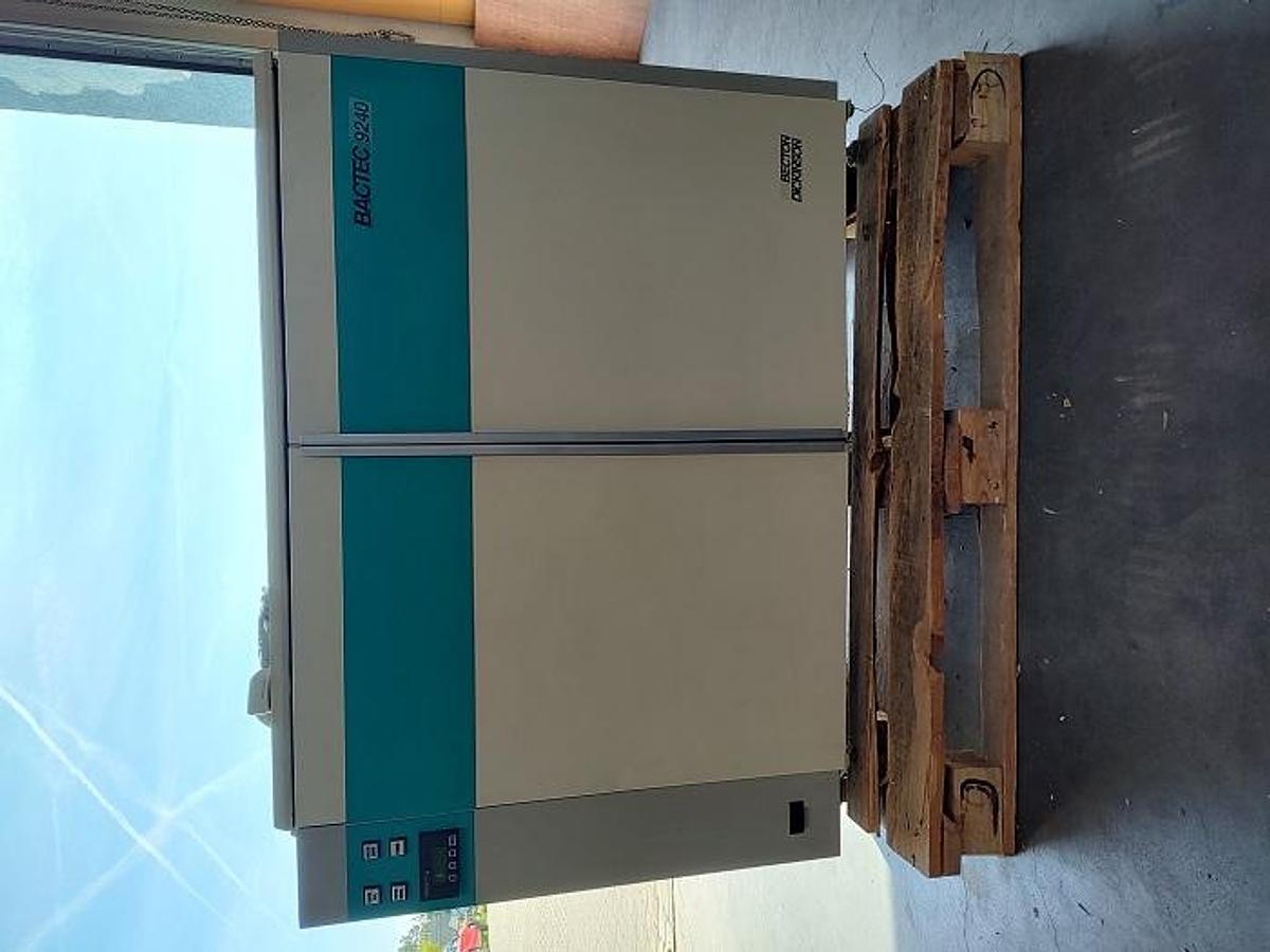Used For Sale BACTEC 9240